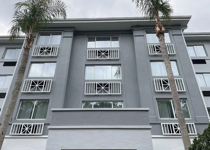 Exploria Express By Exploria Resorts